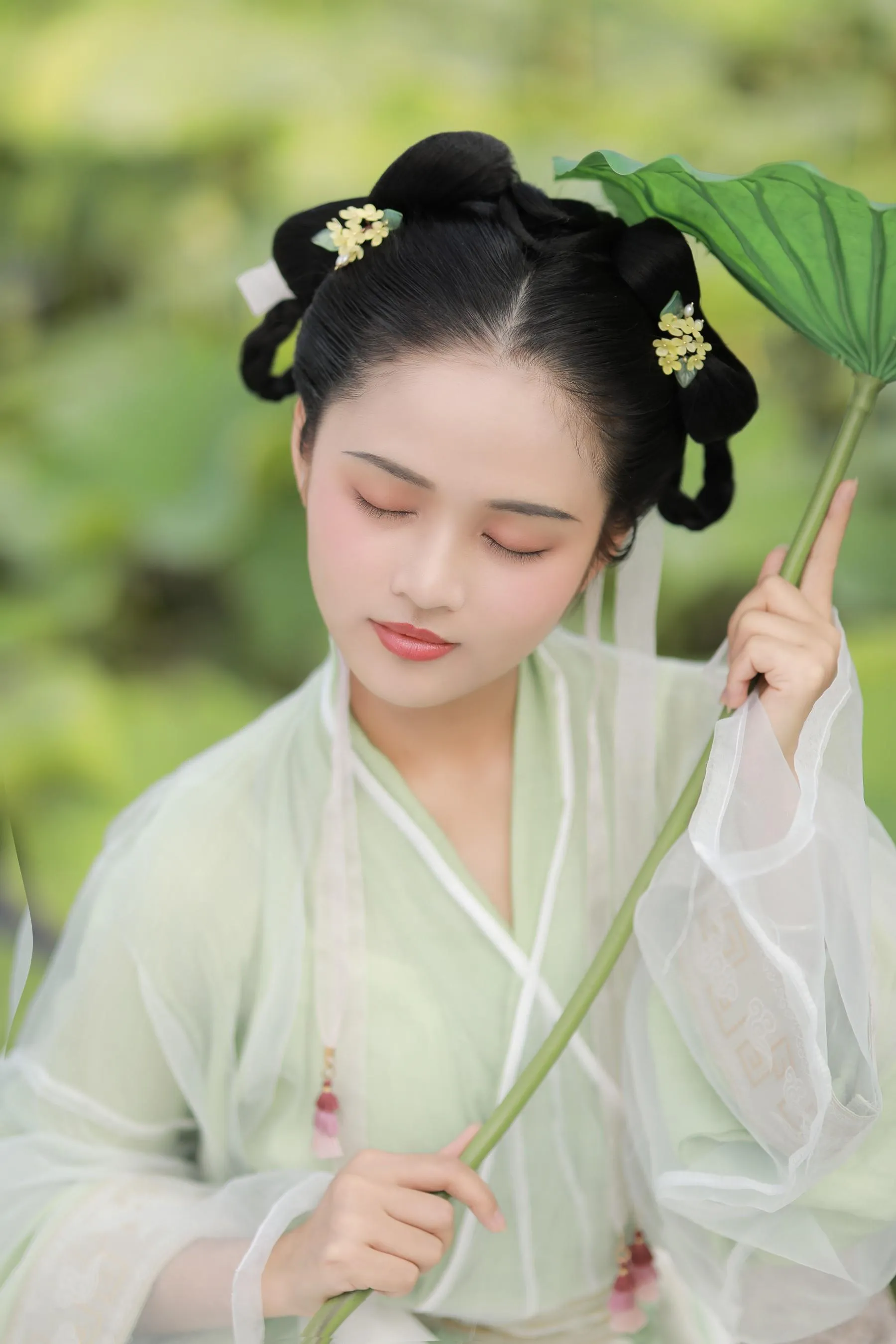 [YITUYU艺图语]2022.08.27 荷趣 溪木若颖 [23P]插图1